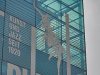 DSCF0165 1  Stuttgart centre : The cube-shaped art gallery